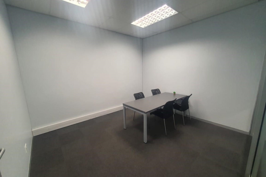 To Let commercial Property for Rent in Fairview Eastern Cape